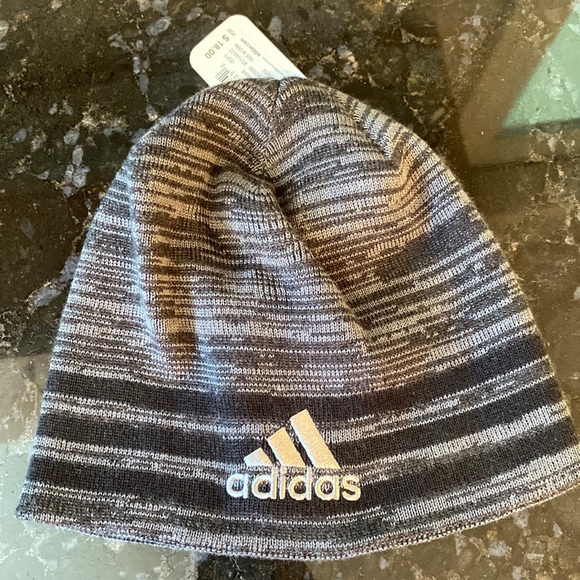 Adidas youth climawarm beanie new with tags - Picture 1 of 5